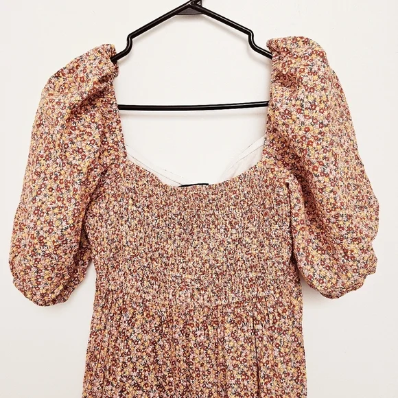 Mink Pink Sz M  Morwell Smocked Bishops Sleeve Floral Midi Flowy Summer Dress - Picture 8 of 12